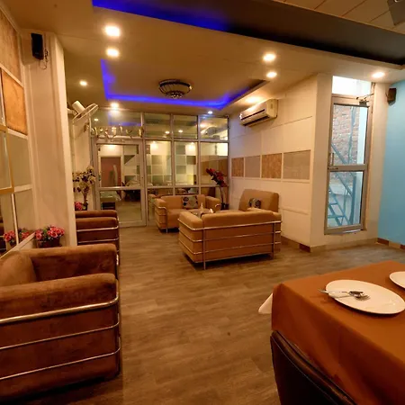 Hotel Inn Delhi Airport-3
